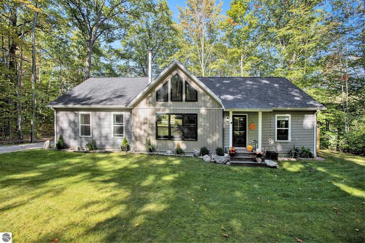 Property Photo:  16602 Acorn Ridge Trail  MI 49617 