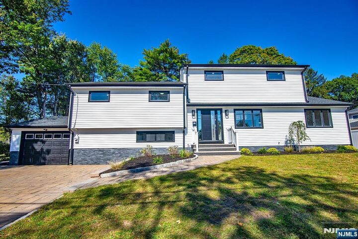 229 Standish Road  Paramus NJ 07652 photo