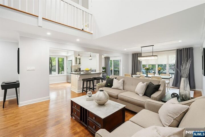 93 Frost Lane  Mahwah NJ 07430 photo