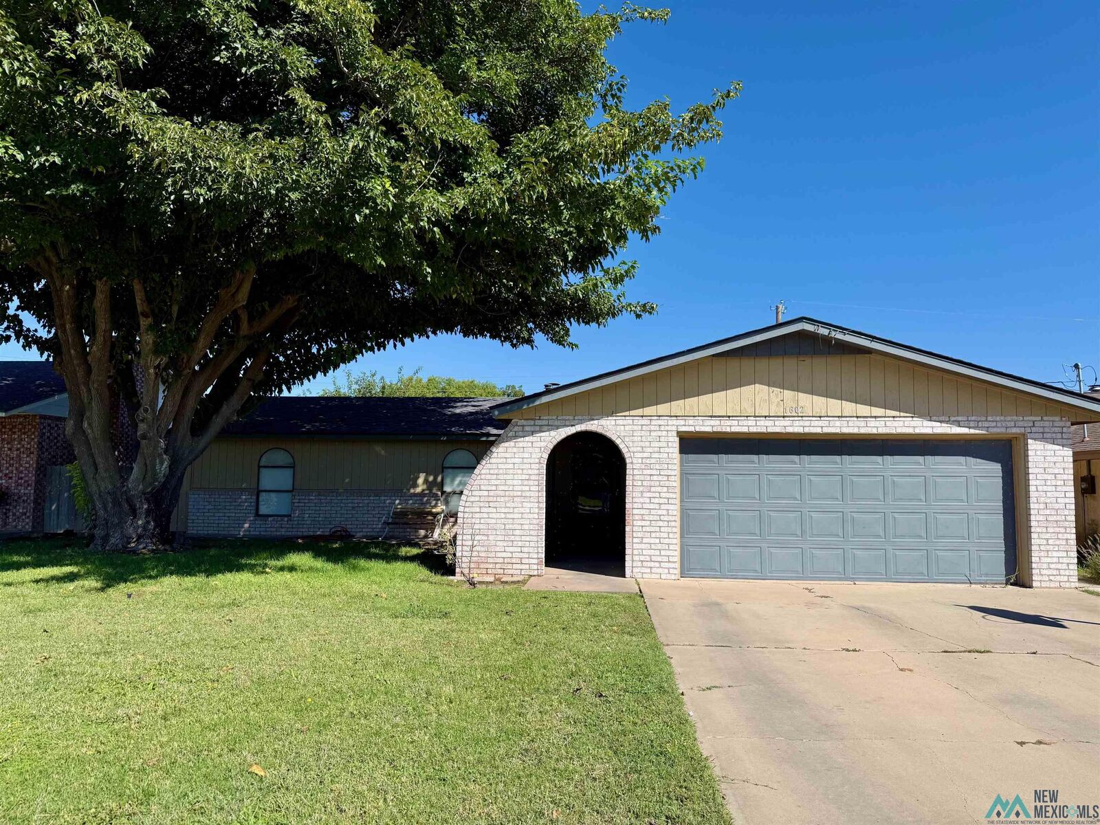 Property Photo:  1602 W Mann Avenue  NM 88210 