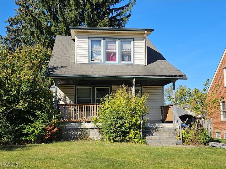10005 Park Heights Drive  Cleveland OH 44125 photo