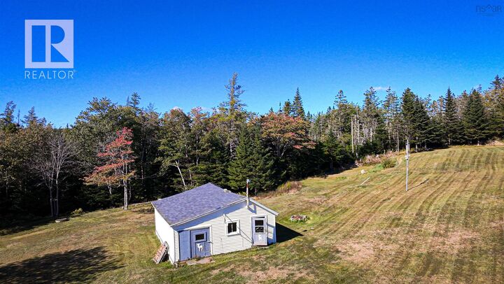 Property Photo: 11 Harbourview Drive NS B0J 3B0