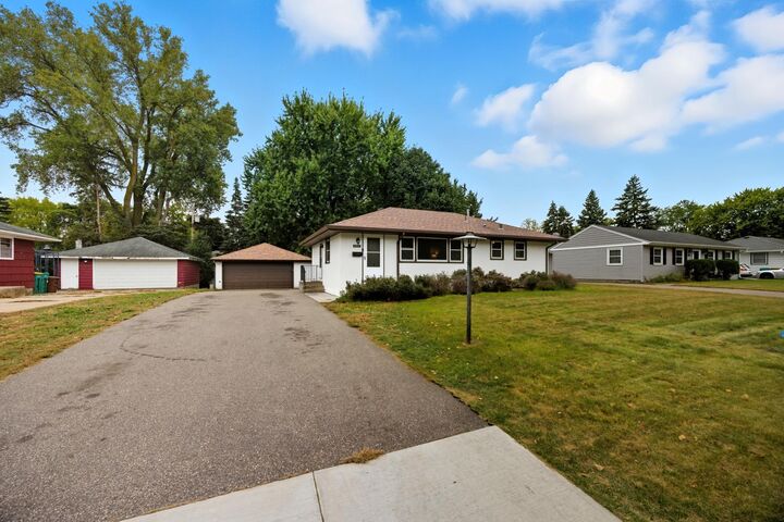 Property Photo: 4401 Winchester Lane MN 55429
