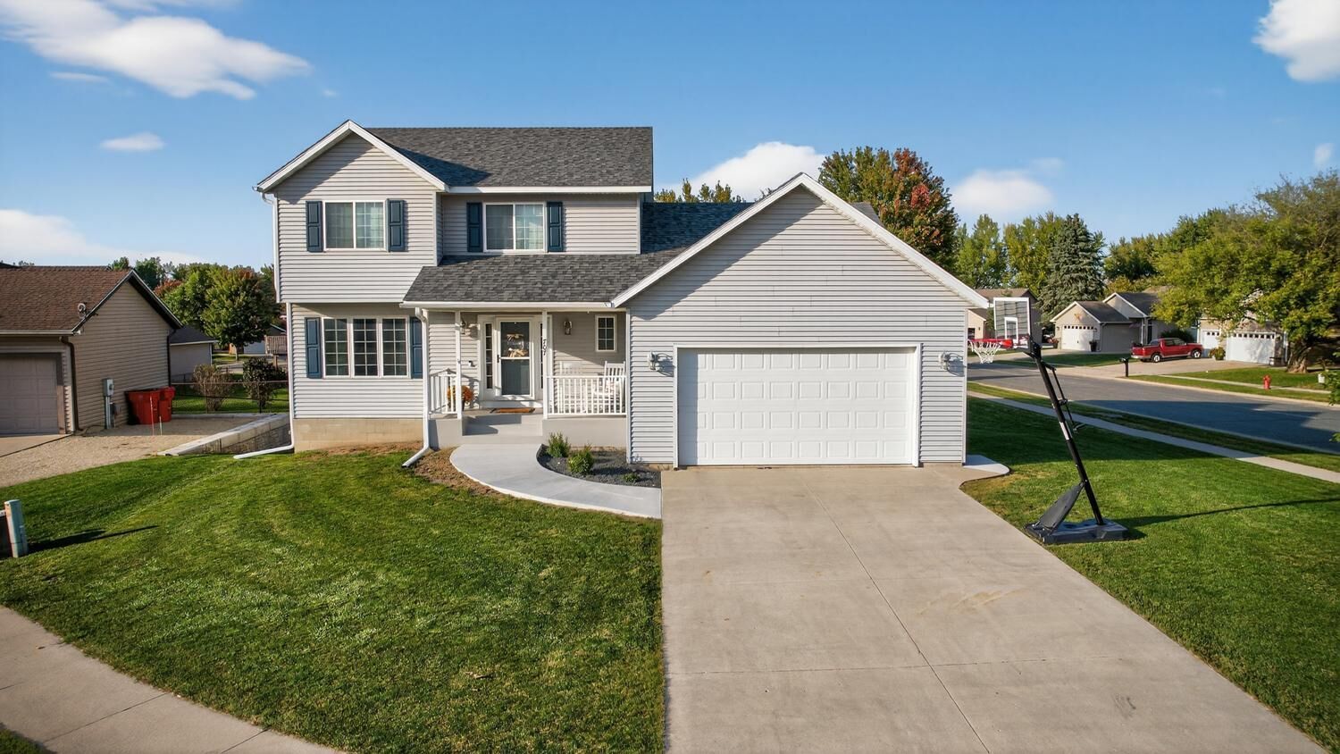 Property Photo:  707 Tee Green Court NE  MN 55976 