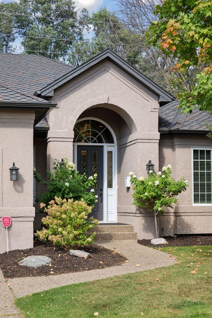 Property Photo:  3812 Cedar Lake Place  MN 55416 