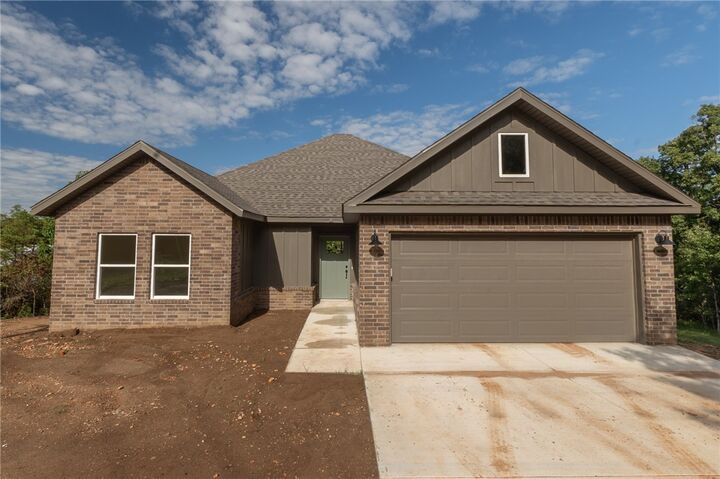1 Lynn Lane  Bella Vista AR 72714 photo