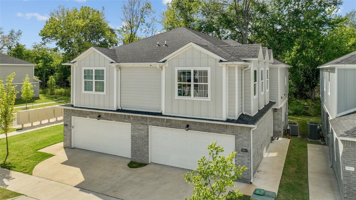 Property Photo:  955 S Benchmark Lane  AR 72704 