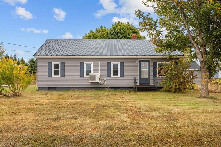 15341 Northside Road  St. Peters Bay PE C0A 2A0 photo