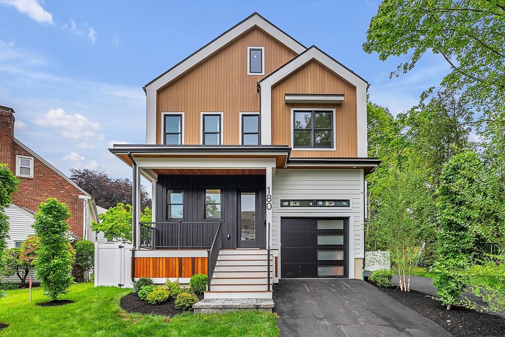 Property Photo:  180 Hunnewell Ave 180  MA 02458 