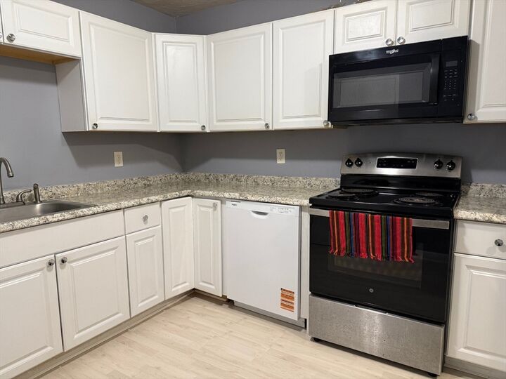 Property Photo:  302 Boston Post Rd 10  MA 01752 