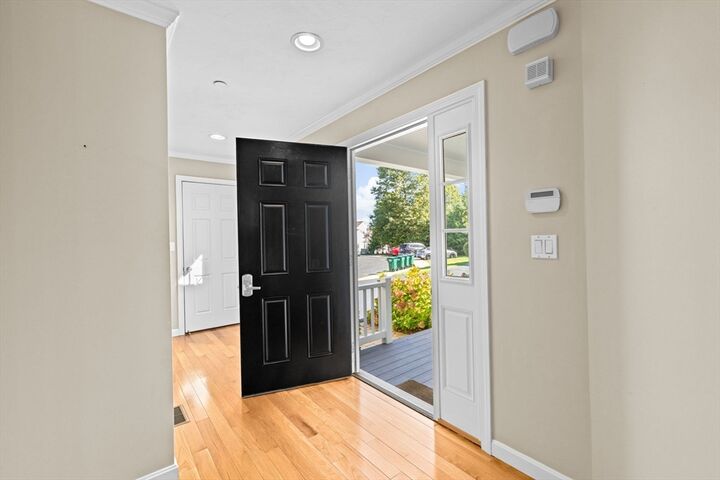 Property Photo:  16 Red Pony Path 16  MA 02050 
