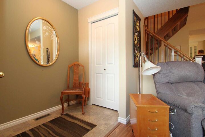 Property Photo:  4313 46A Avenue  AB T4N 6T7