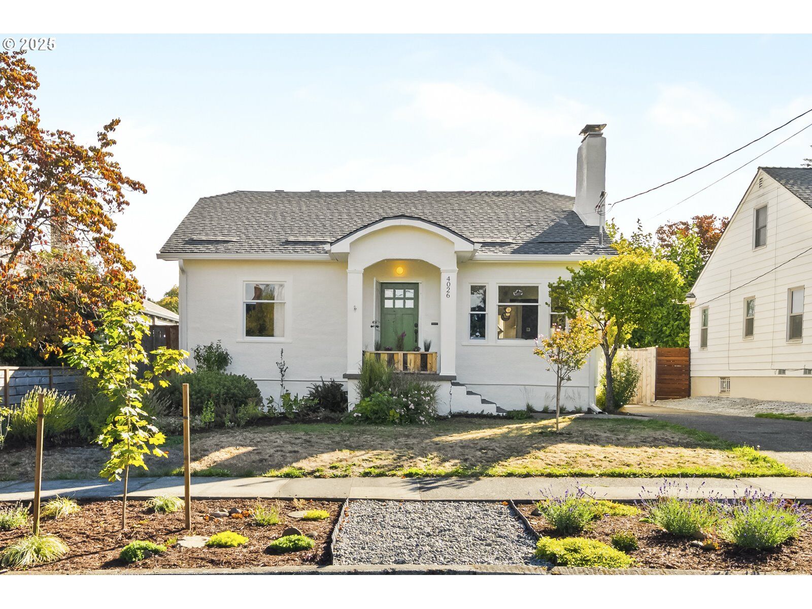 Property Photo:  4026 NE 64th Ave  OR 97213 