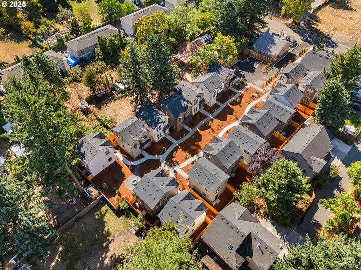 Property Photo:  3246 SE 115th Ave  OR 97266 