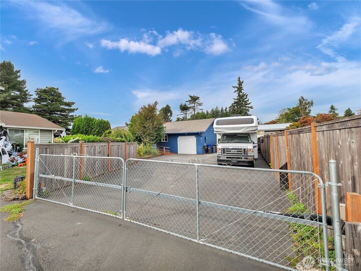 Property Photo:  6314  Cady Road  WA 98203 