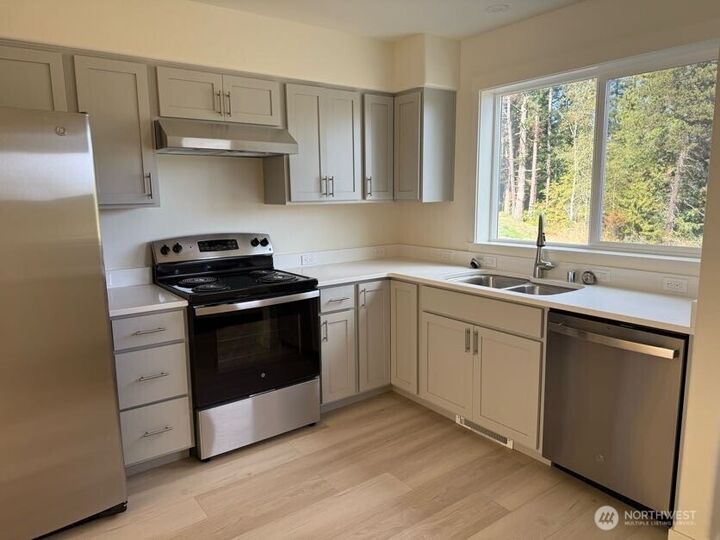 Property Photo:  1032 4  Guard Street  WA 98250 