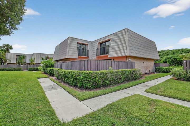 Property Photo:  5122 51st Way  FL 33409 