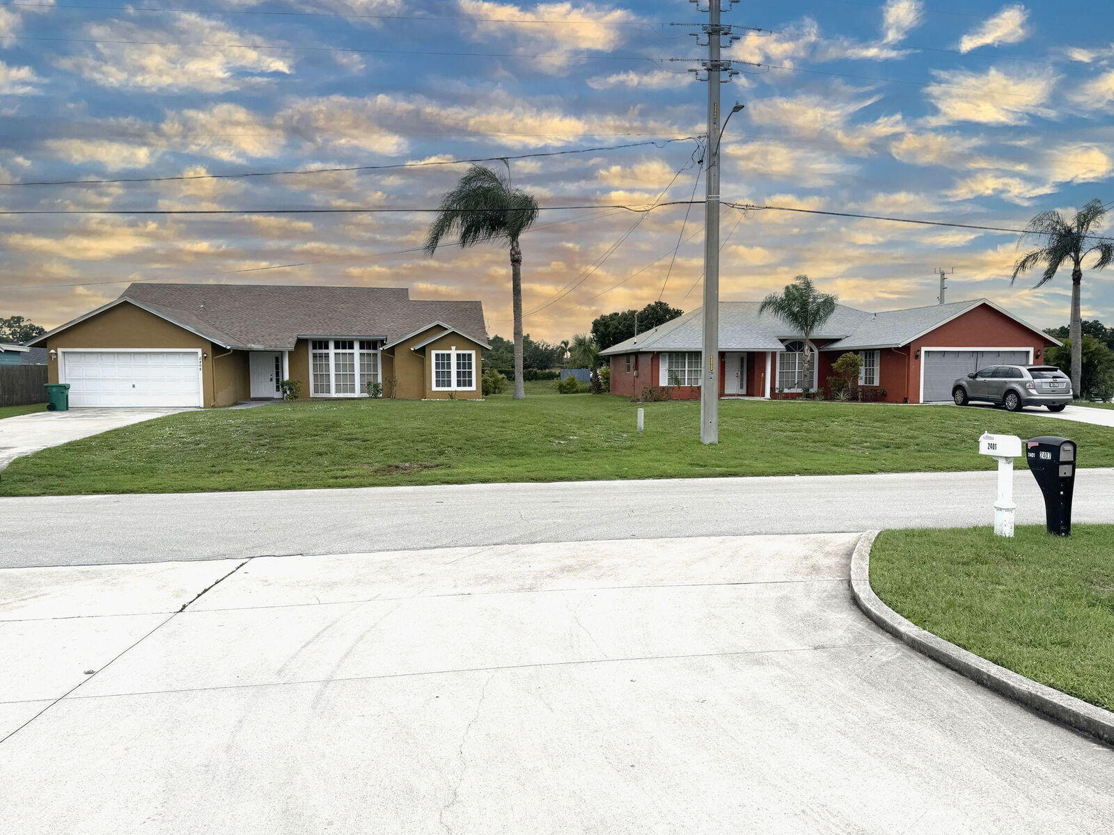 Property Photo:  2402-2408 SW Monterrey Lane  FL 34953 