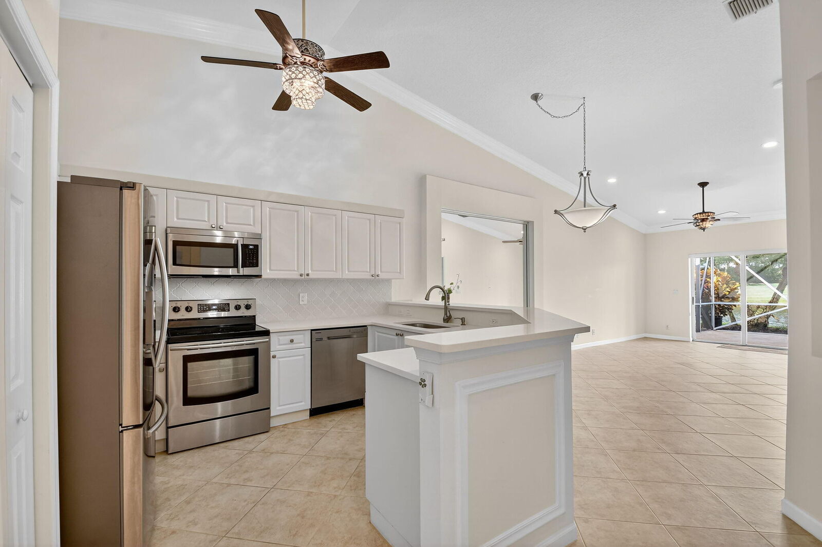 Property Photo: 9871 Galleon Drive FL 33411