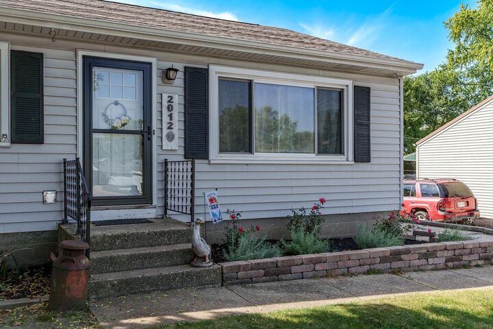 Property Photo:  2012 Pioneer Drive  WI 53511 