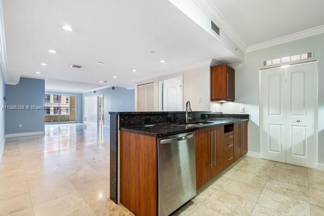 Property Photo: 7350 SW 89th St 617S FL 33156