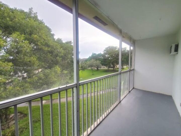 Property Photo: 13300 SW 1st 309O FL 33027
