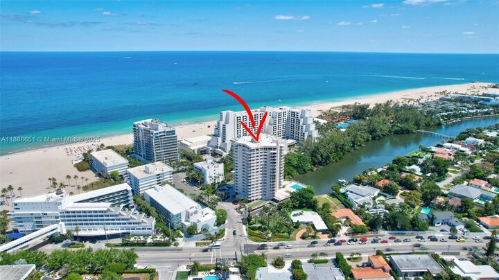 Property Photo: 3000 Holiday Dr 306 FL 33316