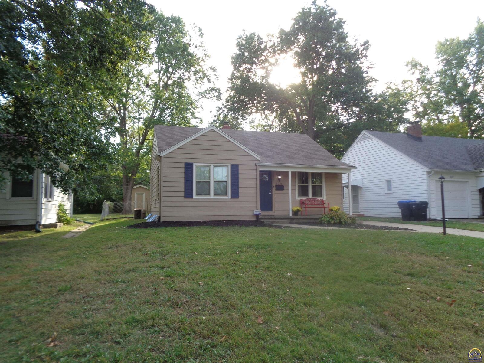 Property Photo: 2028 SW Stone Ave KS 66604