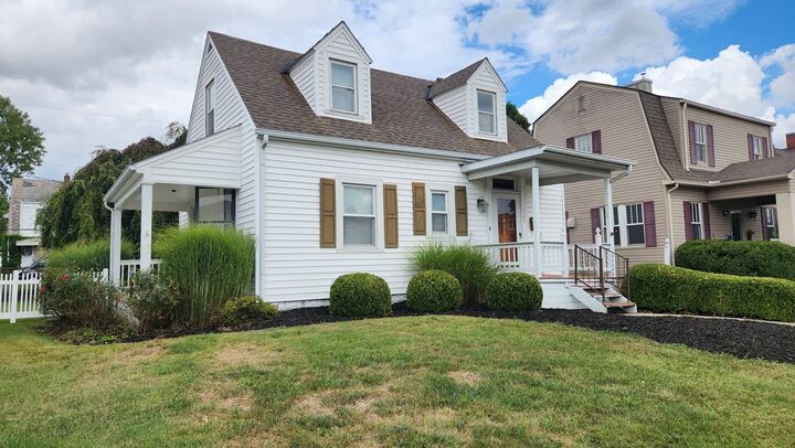 Property Photo:  625 Oneida  OH 45601 