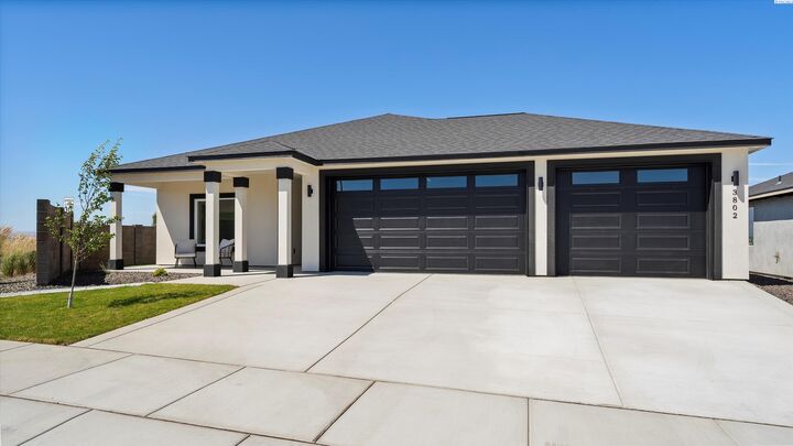 Property Photo: 3802 Scout Street WA 99352