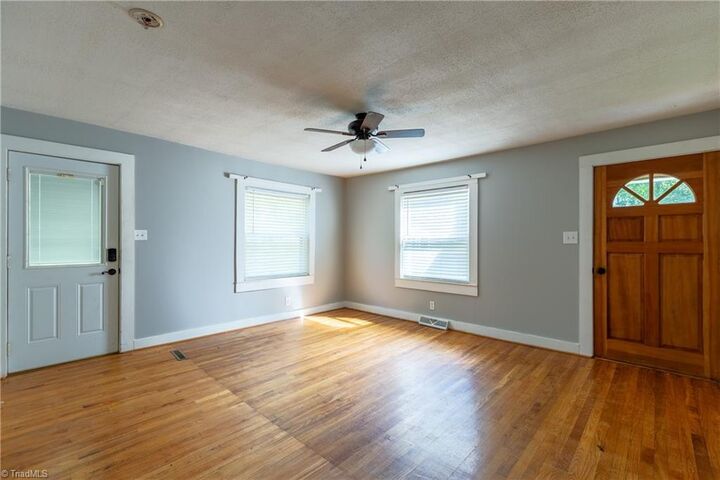 Property Photo: 196 Sunset Drive NC 27045