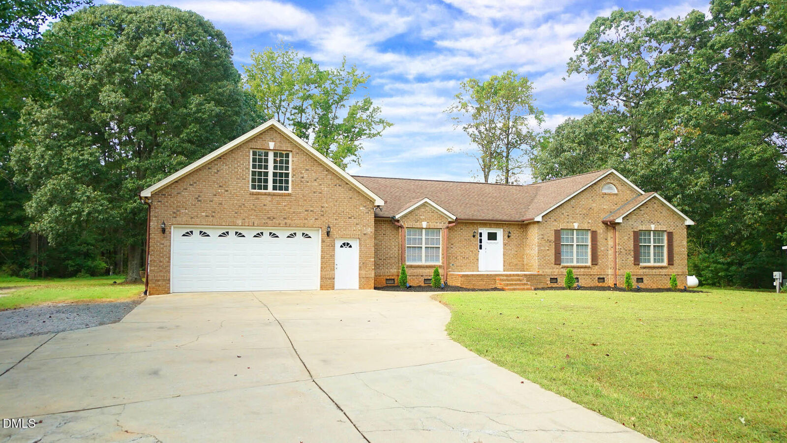 Property Photo: 604 S Chavis Street NC 27525