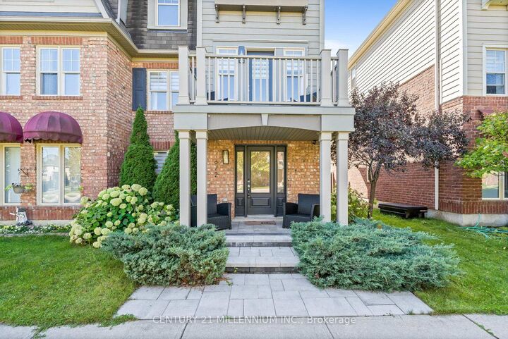 Photo de la propriété:  672 Holly Avenue  ON L9T 0G2 