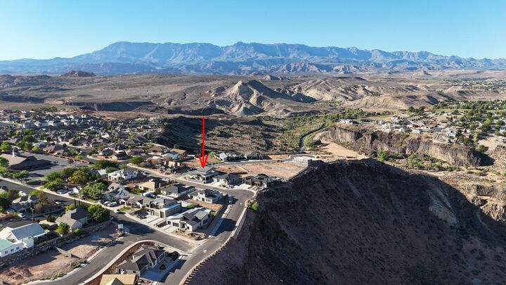 Property Photo:  1108 N Florence Cir  UT 84737 