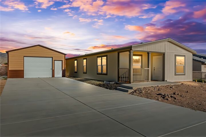 Property Photo:  1917 Morning Glory Trail  AZ 86442 