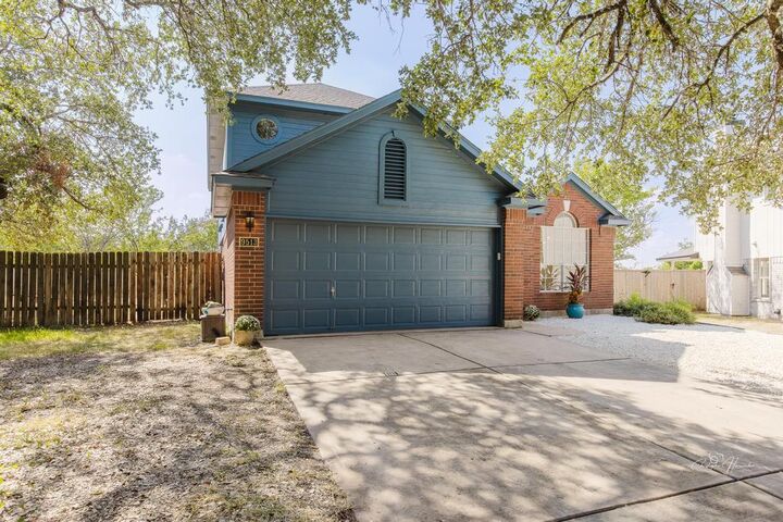 Property Photo: 9513 Linkmeadow Drive TX 78748