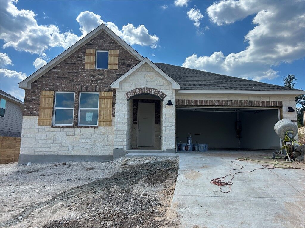 Property Photo:  8108 Grenadier Drive  TX 78738 