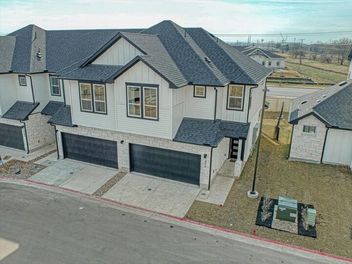 Property Photo: 2600 Gattis School Road 1101-1104 TX 78664