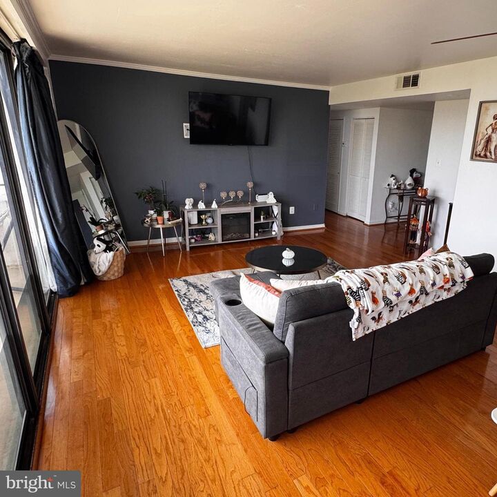 Property Photo:  6301 Stevenson Avenue 711  VA 22304 