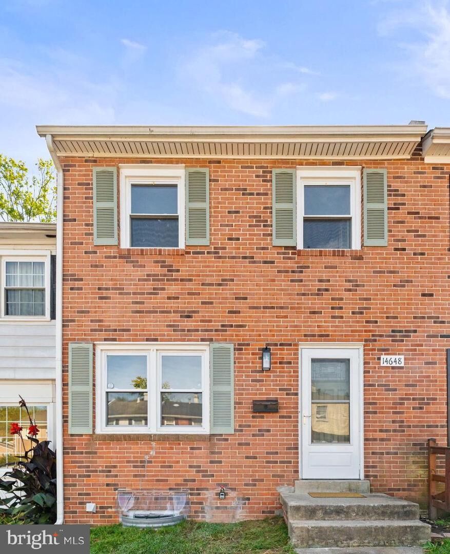Property Photo: 14648 Bakersfield Street VA 22193