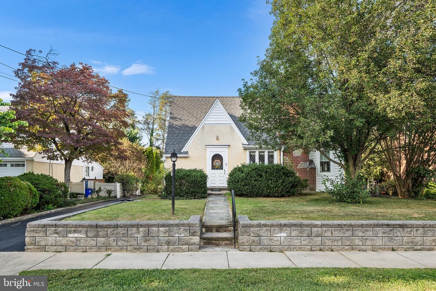 Property Photo: 1510 Ashton Road PA 19083