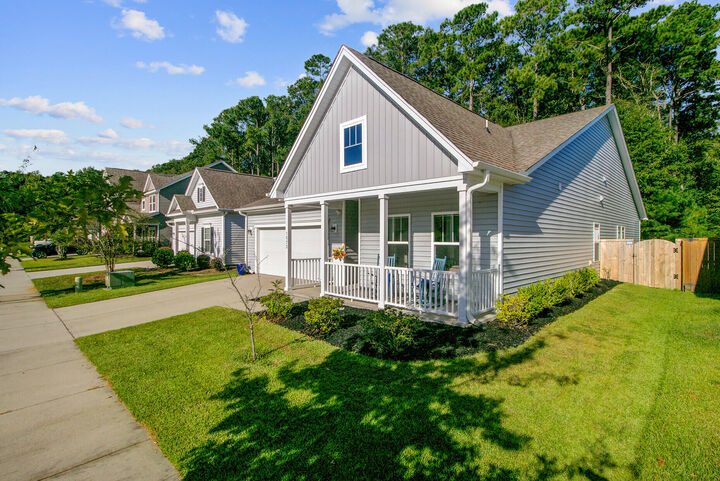 Property Photo:  1573 Thin Pine Drive  SC 29455 