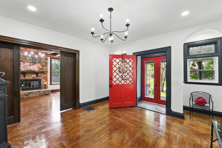 Property Photo:  752 S Fred Shuttlesworth Circle  OH 45229 
