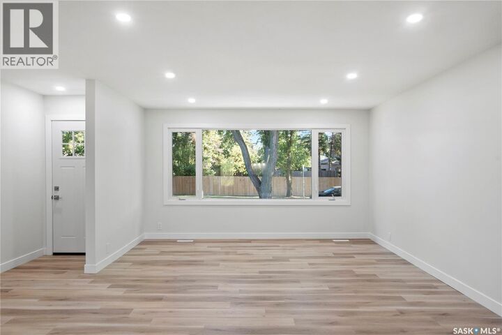 Photo de la propriété:  1336 McNiven Avenue  SK S4S 3X8 