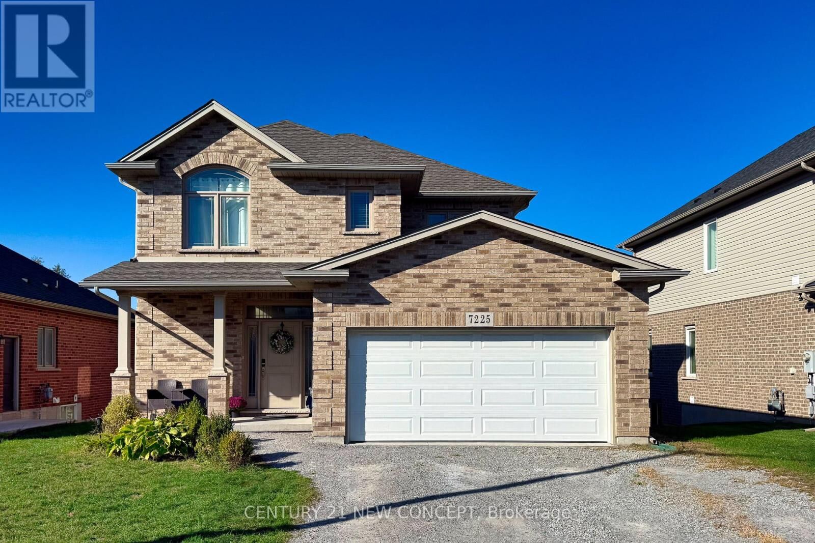 Property Photo: 7225 Optimist Lane ON L2E 0B3