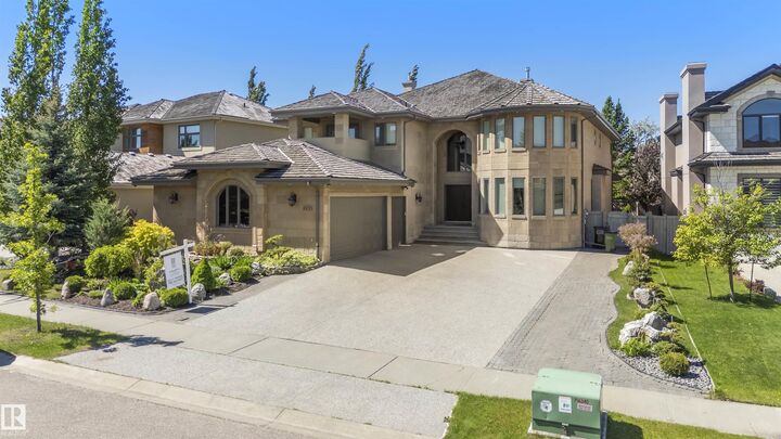 4835 Mactaggart Crest Crest NW  Edmonton AB T6R 3G5 photo