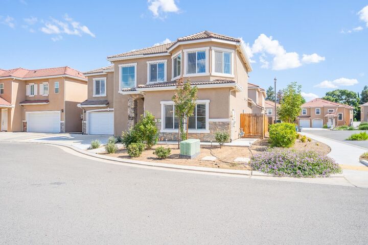 Property Photo:  4430 W Langden Drive  CA 93722