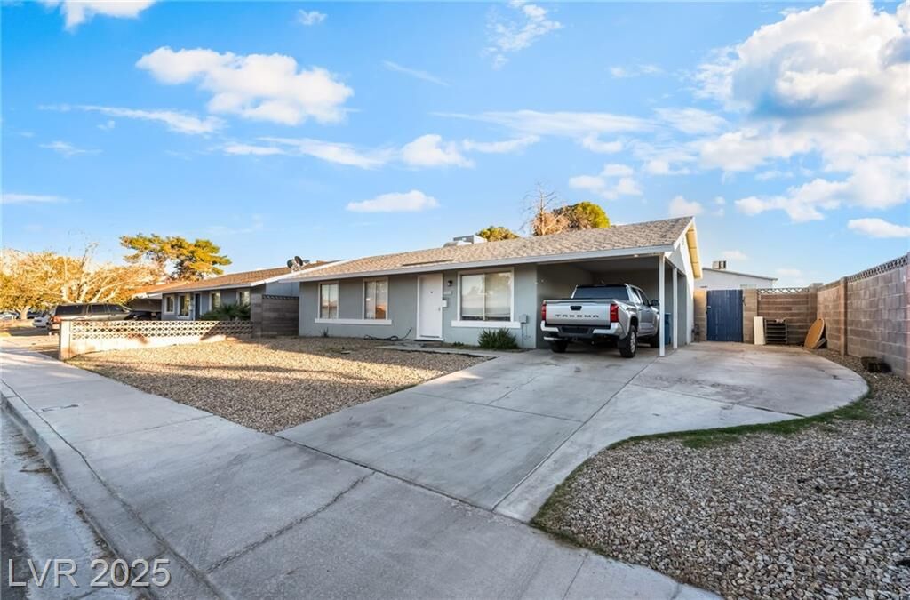 Property Photo: 4809 Sunny Brook Avenue NV 89110
