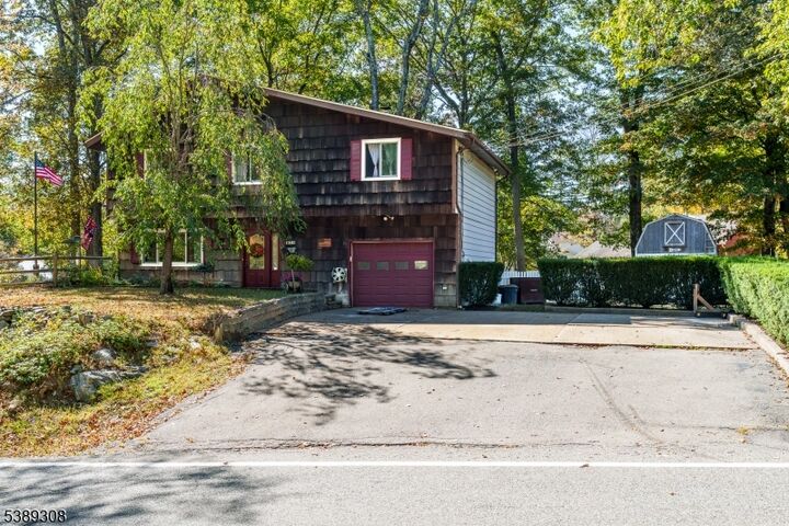 Property Photo:  25 Longhouse Dr  NJ 07421 