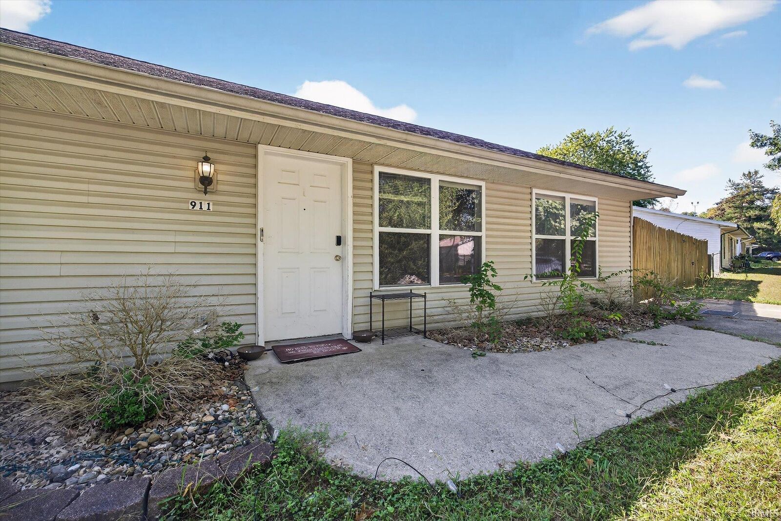 Property Photo:  911 W Rca Park Drive  IN 47403-2914 